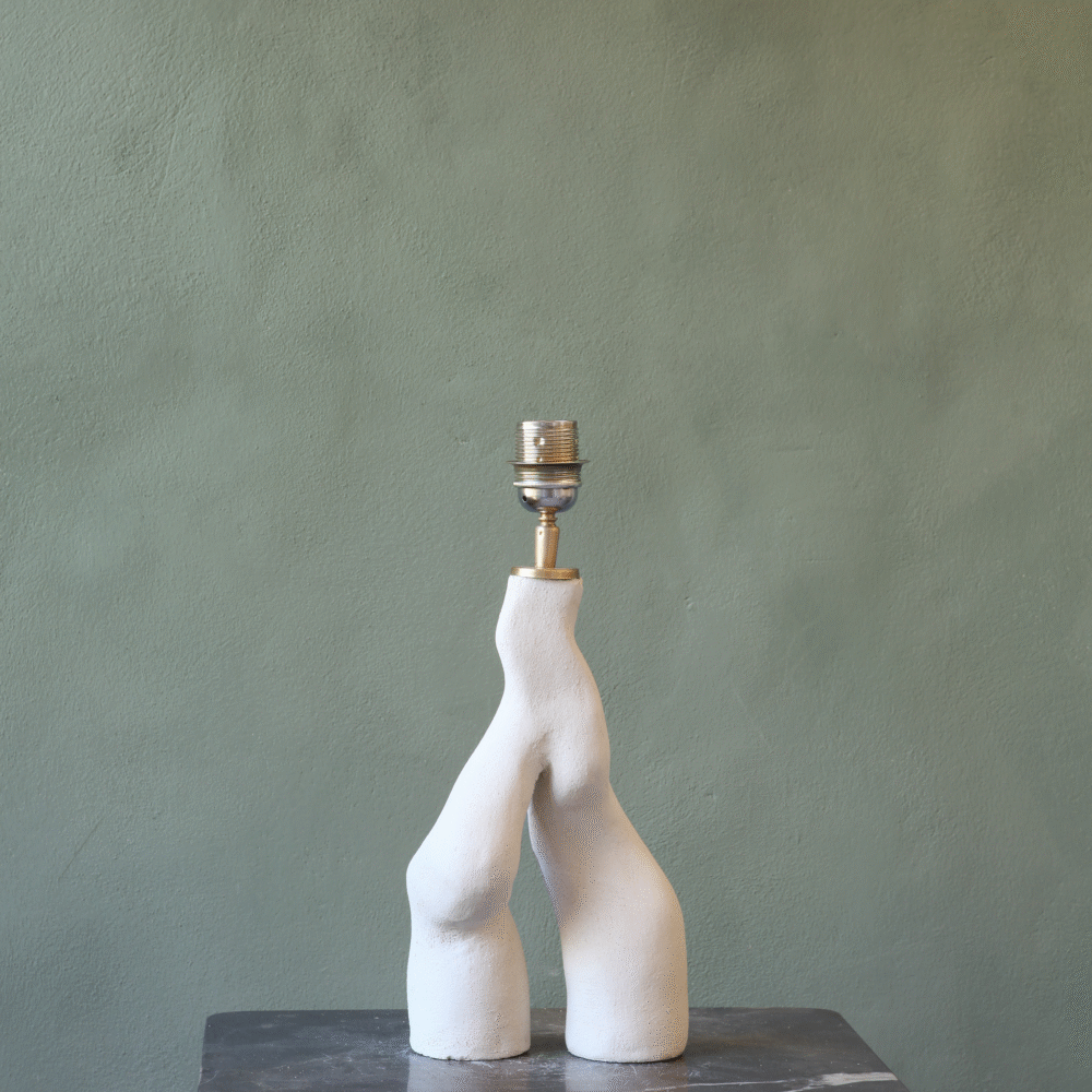 Short legs handmade ceramic designlamp - Image 3