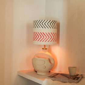 Una lámpara de Studio Wild Orange