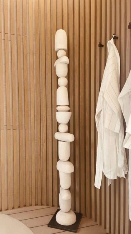 totem pole white